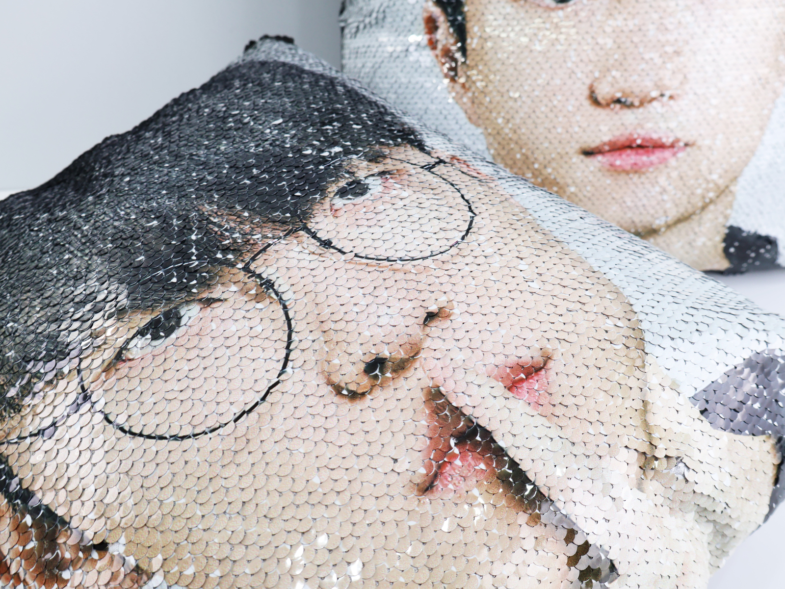 [T1] 멤버 스팽글쿠션