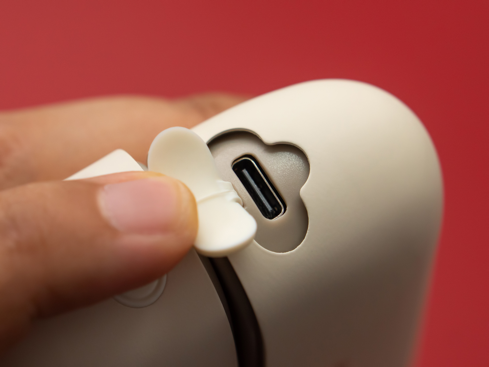 USB-C 타입으로
보조배터리와 기기 충전 호환