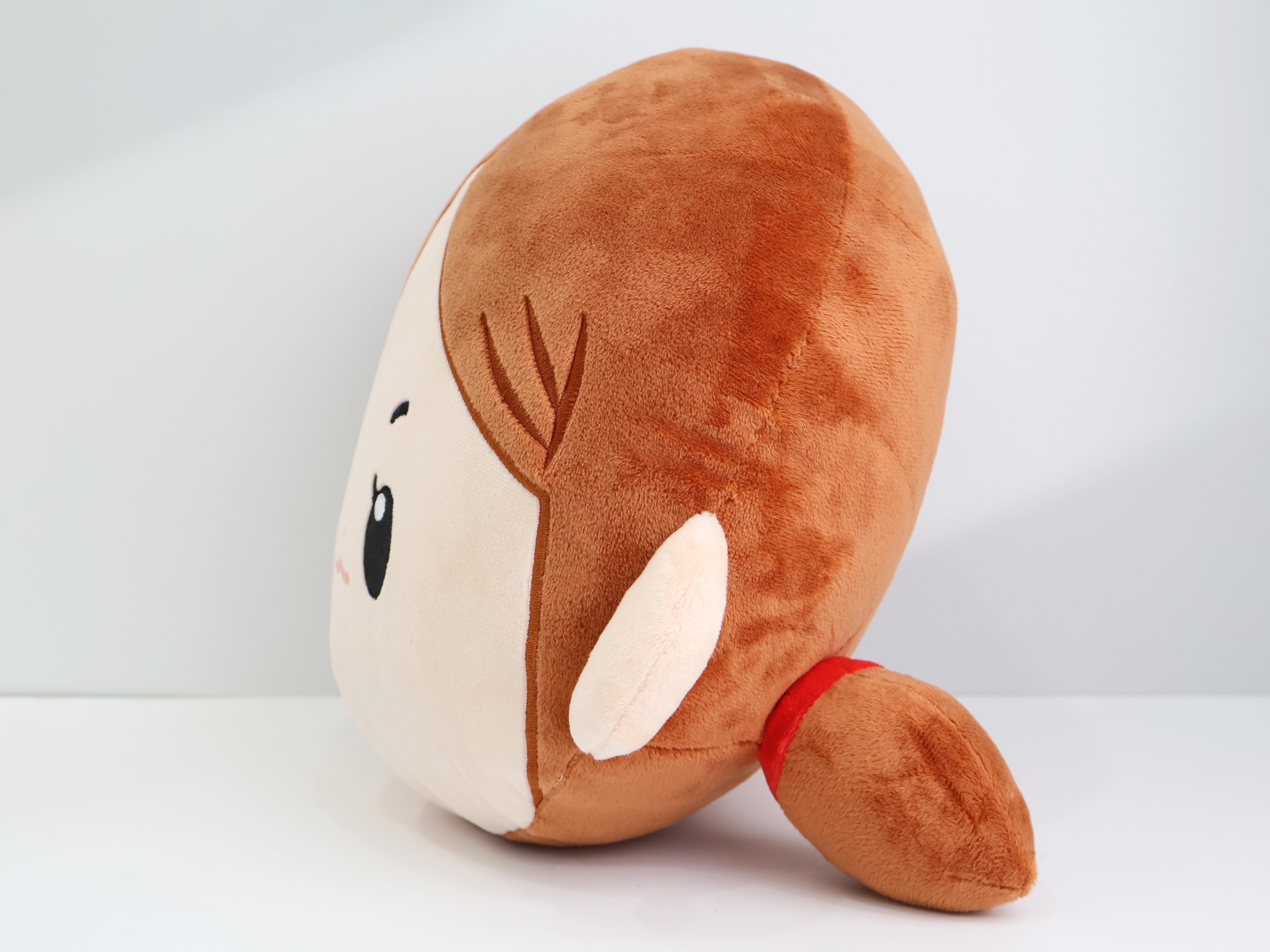 측면 디테일