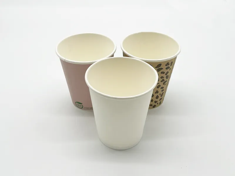배경 종이컵 10 oz