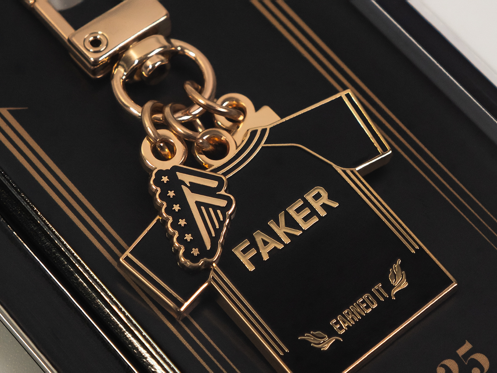 [T1] 월즈 우승 티셔츠 금속키링