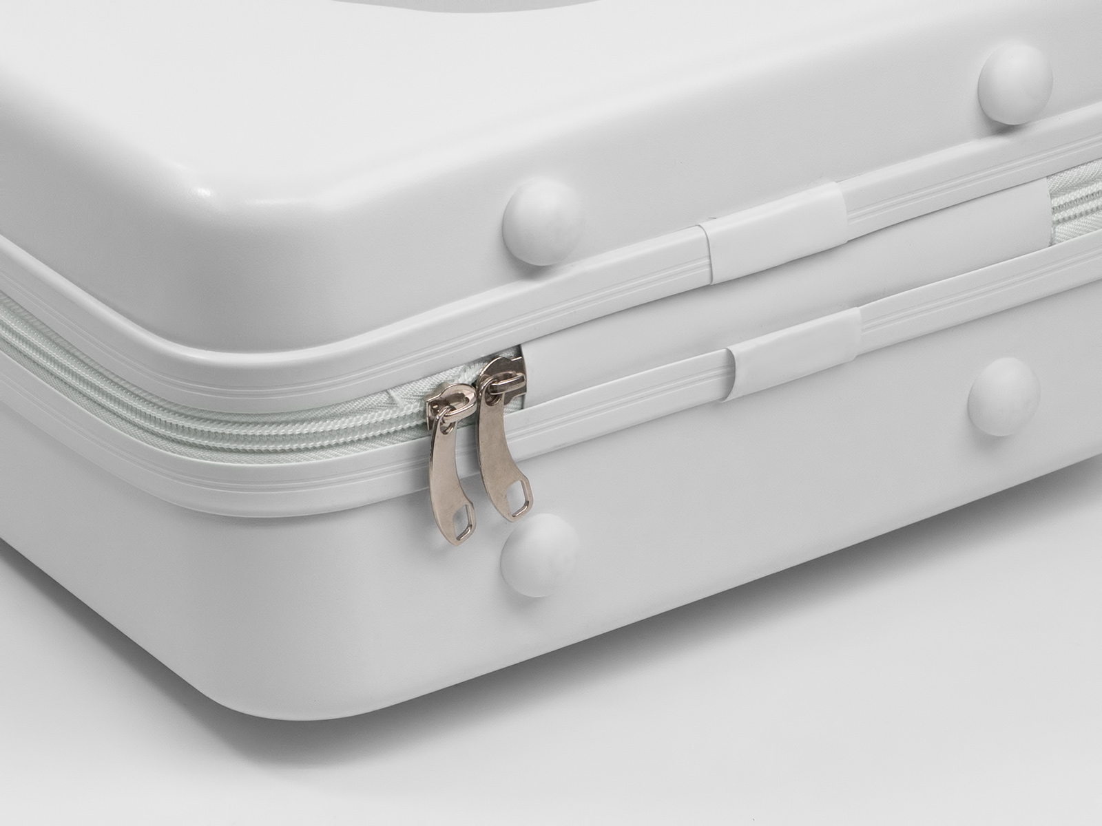 [롯데월드] 보노보노 레디백 미니캐리어