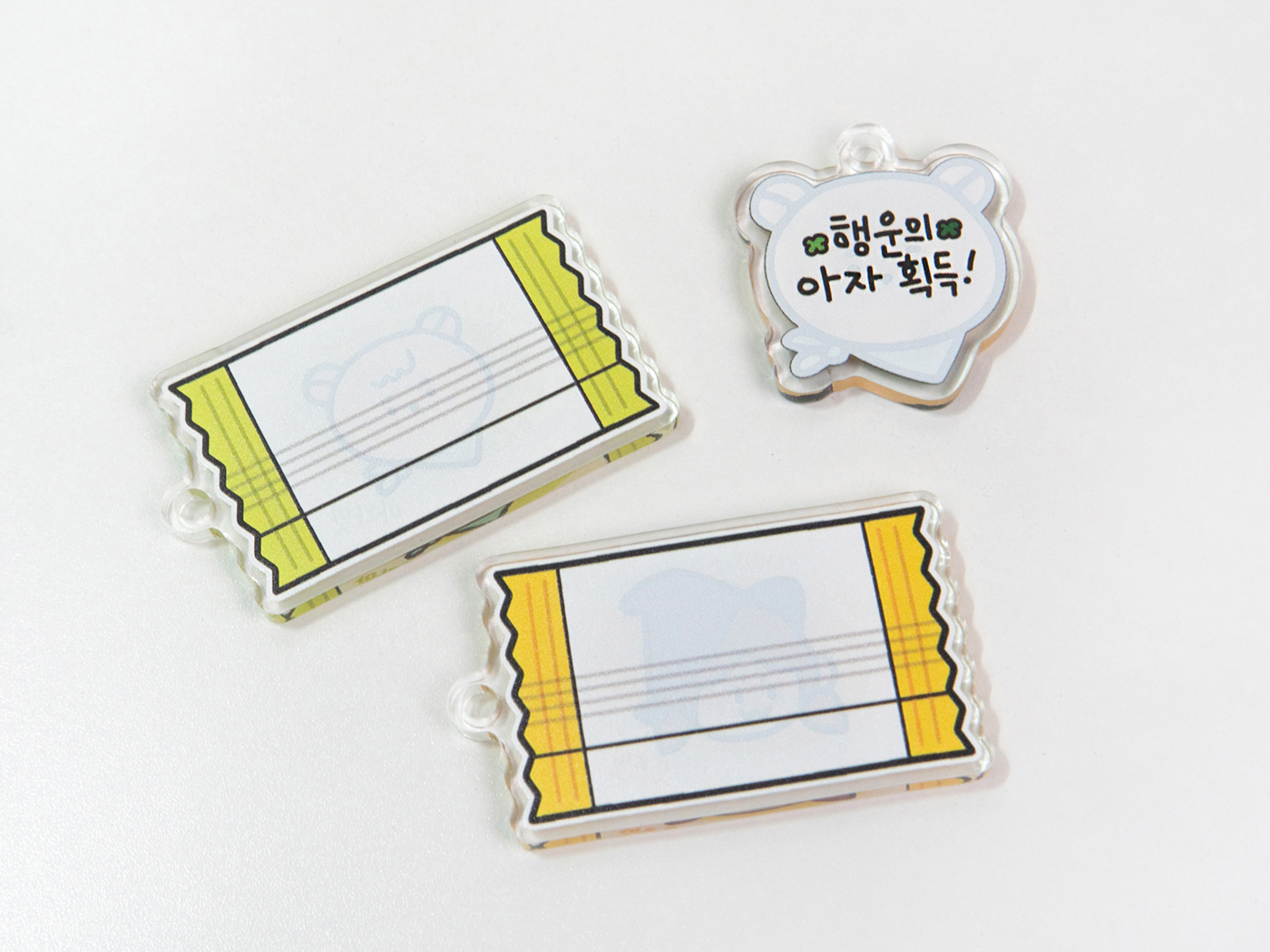 뒷면에 앞면이 비칠 수 있어요