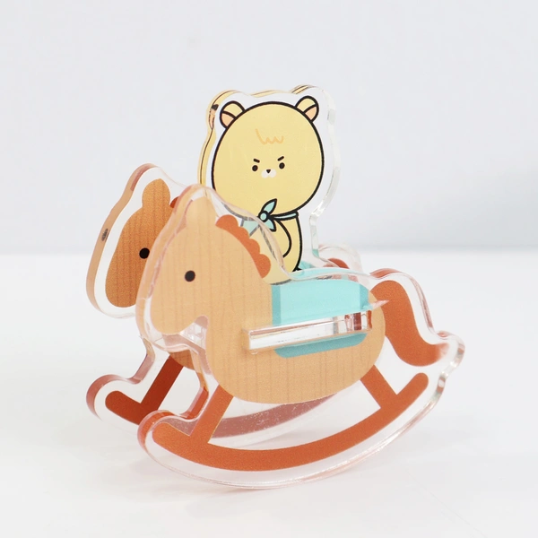 아크릴 목마